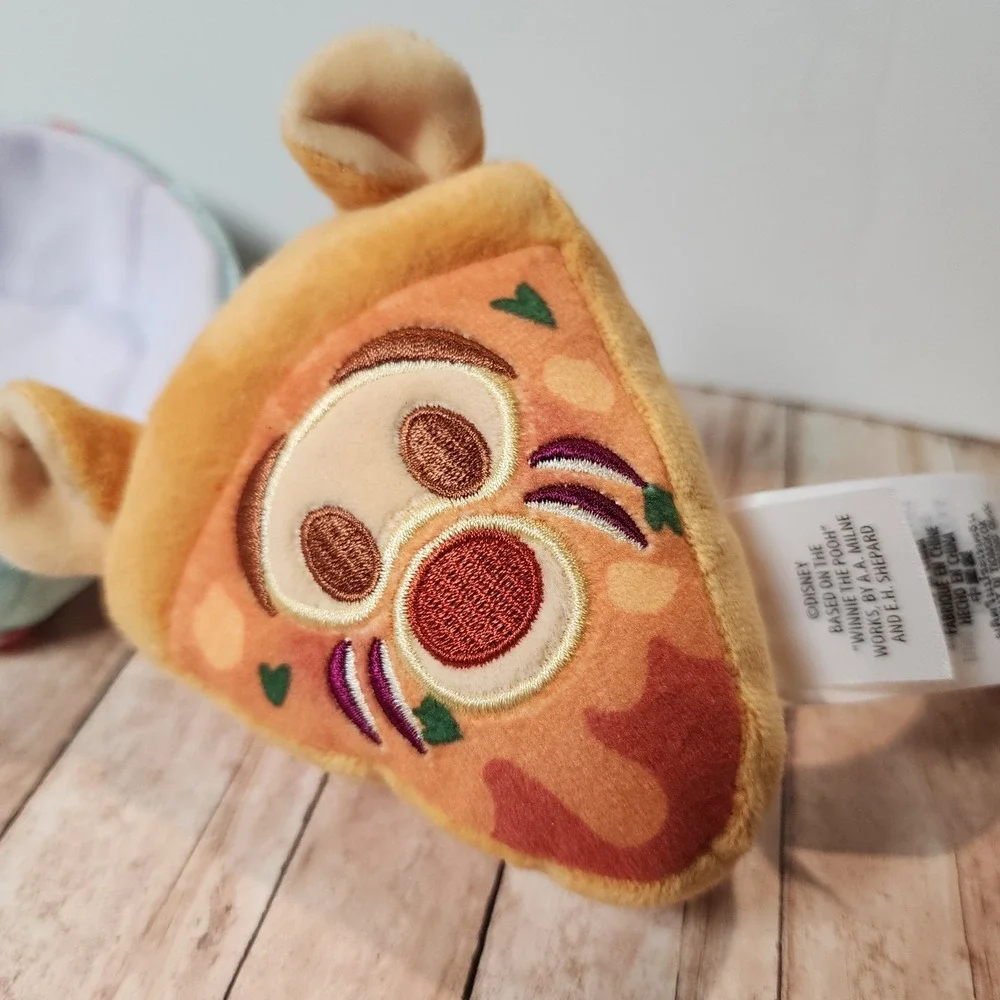 Disney‎ Muchlings Tiger BBQ Chicken Pizza Mystery In Carnival Convention